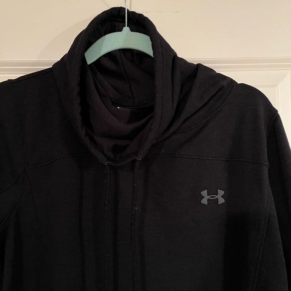 Under Armour Sweater - Picture 2 of 2
